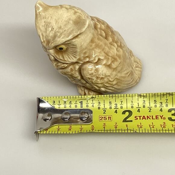 Vintage Ceramic Owl Figurine Hand Painted Glazed Tan Signed 2.25” - Picture 6 of 6